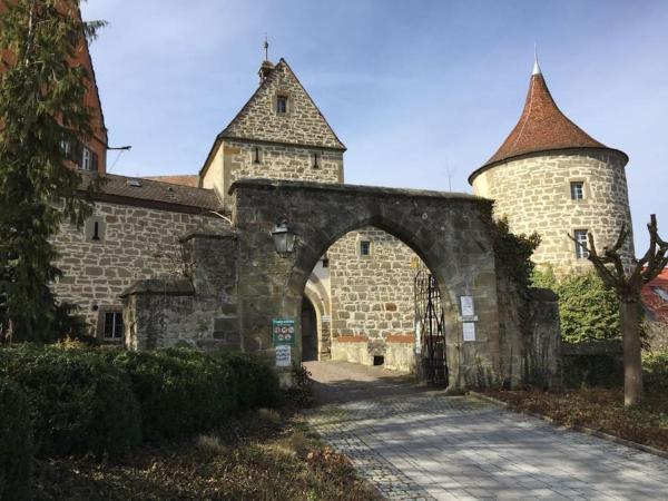 A la foto es mostra l'objecte FeWo im Torbau situat a la ciutat de Bühlertann.
