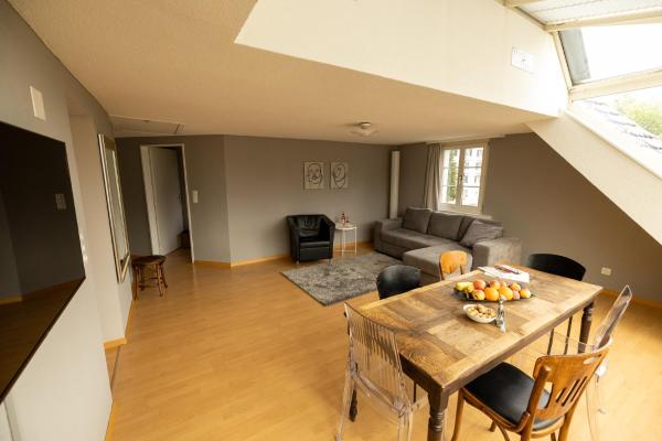 På bildet vises objektet Bodega NOI Apartement som ligger i byen Lichtensteig.