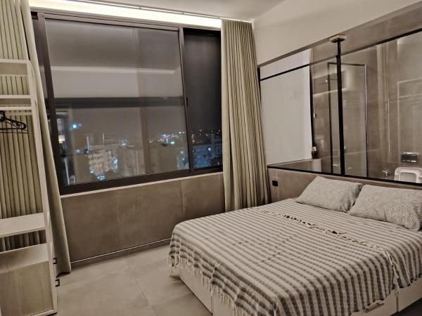 写真にはアンマン市にあるRooftop one room غرفه نوم فقطが写っています。