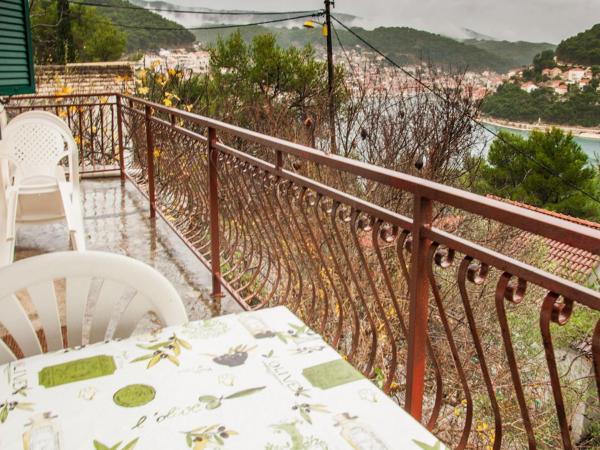 Op de foto is het object Apartment Hajdi te zien, gelegen in de stad Pučišća.