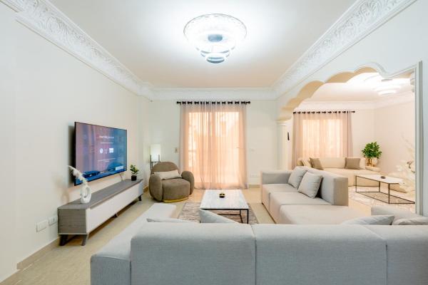 Na fotografii je vidět objekt Stylish Duplex Apartment with Nile View nacházející se ve městě Káhira.