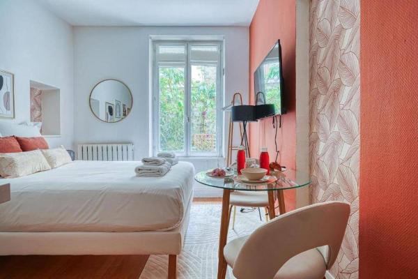 Studio proche Alesia - Thibaud - II, Париж