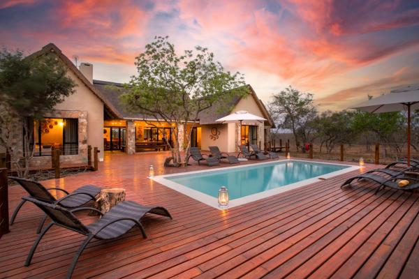 Nella foto è visibile l'oggetto Vuyani Marula Lodge situato nella città di Hoedspruit.