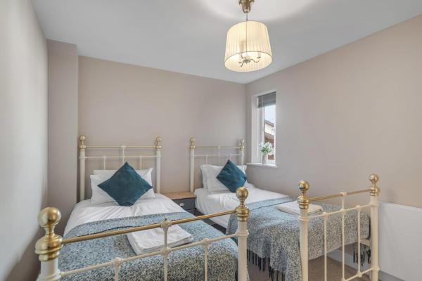 Foto 4: 2-Bed on Dereham Road with Balcony Flat B