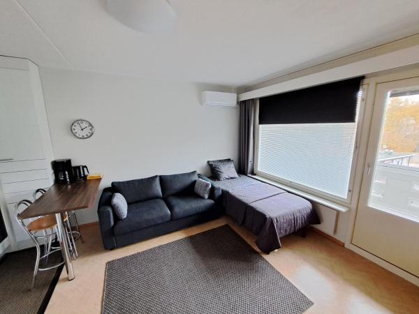 A la foto es mostra l'objecte Yksiö Louhelan aseman lähellä situat a la ciutat de Vantaa.