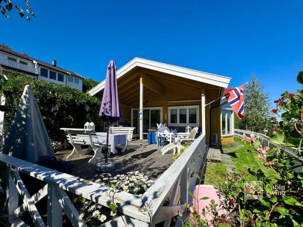 A la foto es mostra l'objecte Cozy sea cabin with a great view situat a la ciutat de Asker.