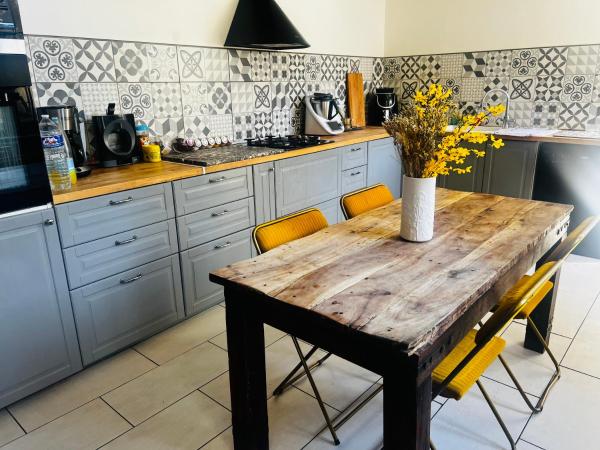 Nella foto è visibile l'oggetto Grande maison à 1H de la mer et 1H de Paris situato nella città di Dury.