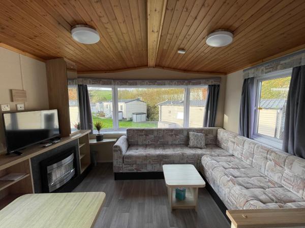 Newquay Bay Holiday Resort Caravan 73 - Newquay