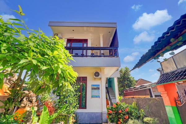 Auf dem Foto ist das Objekt Hotel O Pondok Tulasi Hostel Near Monkey Forest in der Stadt Ubud zu sehen.