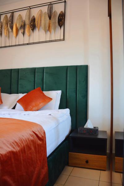 A la foto es mostra l'objecte Free Airport Pickup - Comfortable Apartment with Parking, WiFi, AC & Heating near Majorelle Garden and Gueliz situat a la ciutat de Marràqueix.