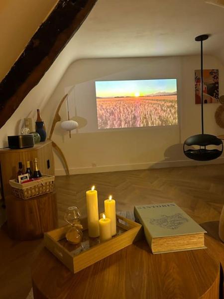 A la foto es mostra l'objecte maison LE 3 haut de gamme centre historique situat a la ciutat de Quimperlé.
