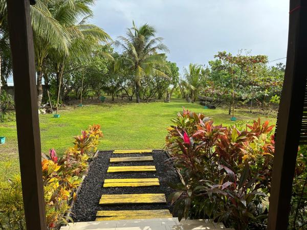 A la foto es mostra l'objecte Kendi's Beach Garden situat a la ciutat de Gate.
