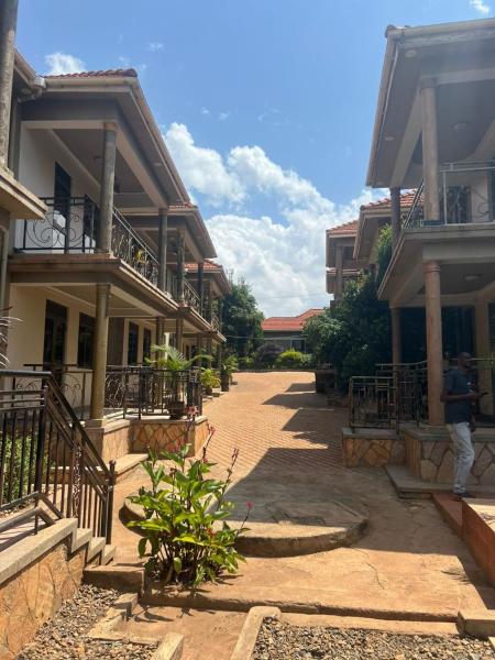 A la foto es mostra l'objecte Victoria Breeze Apartments situat a la ciutat de Jinja.