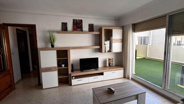 A la foto es mostra l'objecte Beferent Etxezuri Benidorm situat a la ciutat de Benidorm.