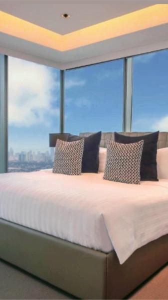 Azure Urban Paris Hilton Beach Resort, Манила