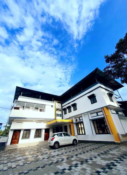 Na zdjęciu widoczny jest obiekt kollam Beach Resort położony w mieście Kollam.