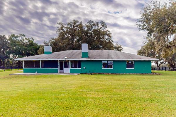 A la foto es mostra l'objecte Two Springs Farm Guesthouse B situat a la ciutat de Cross Creek.