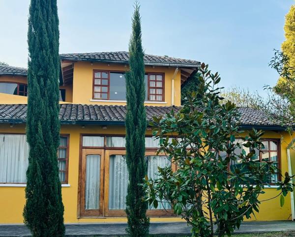 Nella foto è visibile l'oggetto Casa Histórica Deluxe Cumbayá situato nella città di Cumbayá.