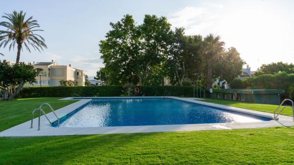 Na zdjęciu widoczny jest obiekt Beach Apartment Guadalmar położony w mieście Malaga.