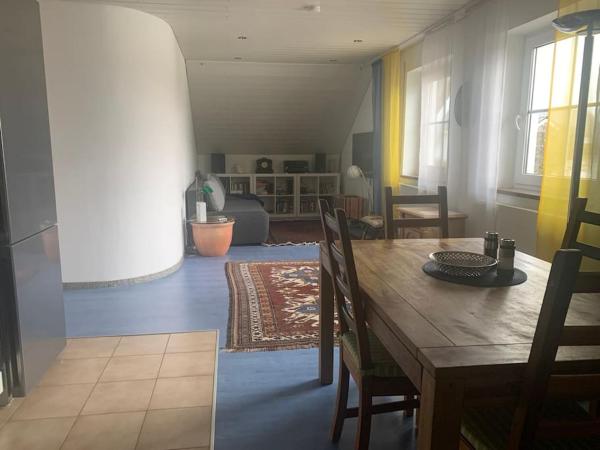 Nella foto è visibile l'oggetto Stilvolles Apartment bei Augsburg situato nella città di Scheuring.