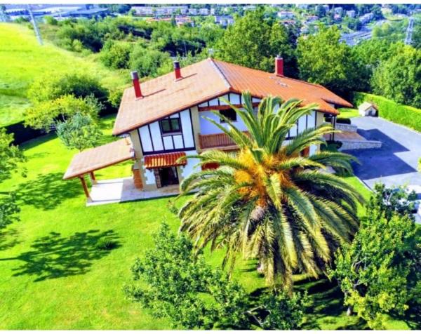 A la foto es mostra l'objecte Casa Rural La Palmera - Landetxea situat a la ciutat de Lasarte.