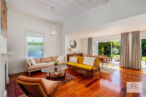 Delightful Garden Villa, Окленд