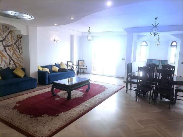 Lux Appartement maarif, Касабланка
