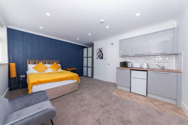 A la foto es mostra l'objecte The Lincoln Suites near the Train StationWHOLE situat a la ciutat de Peterborough.