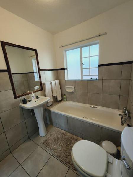 Bilde 5: 2b - 74 No load shedding - 2 bed home