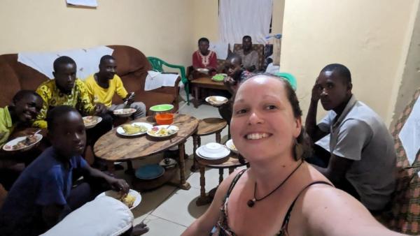 Na foto é possível ver o objeto Kibale Cultural Homestay localizado na cidade de Busimba.
