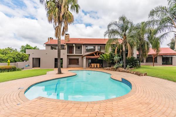 På bilden syns objektet 150 Jacaranda Guesthouse som ligger i staden Midrand.