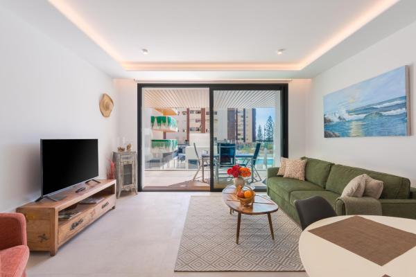 Jade Tower - 2-bedroom Coastal Luxury Apartment In Fuengirola - Fuengirola