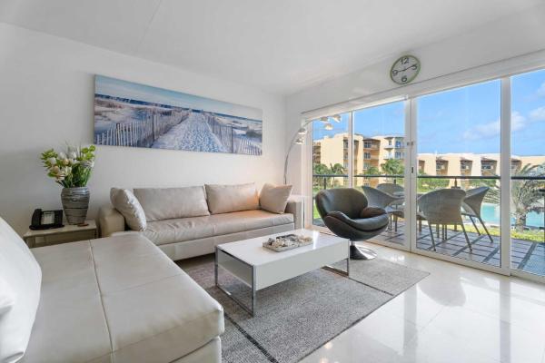 Billede 5: Beachfront - Ambiente Elegante 2BR condo - BC256