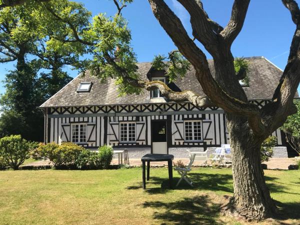 Nella foto è visibile l'oggetto Longère normande avec grand jardin situato nella città di Vittefleur.
