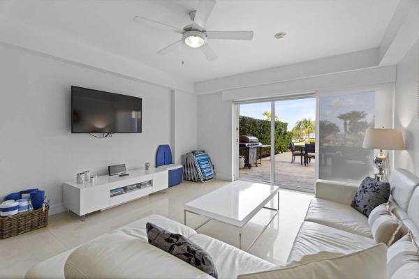 Fotografia 5: Beachfront - View Garden 2BR condo - A145