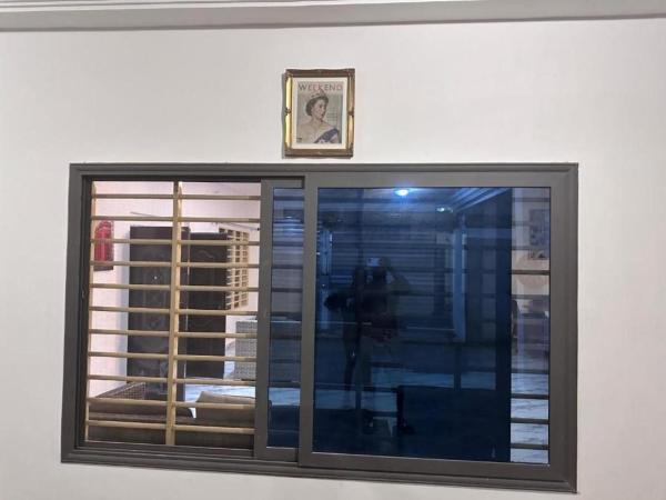 Na fotografii je vidět objekt 3 Bed Villa-Private Garden-OffStreetParking-AirCon Kasoa nacházející se ve městě Swedru.