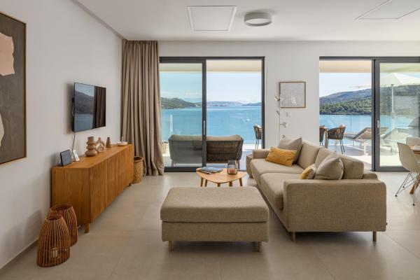 Luxury Sea View Penthouse "Marina Living" Pool, Adria, Split Region - Sevid