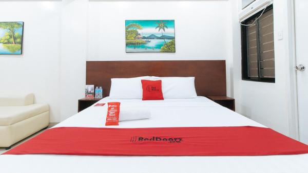 RedDoorz near Pasay Taft, Manila