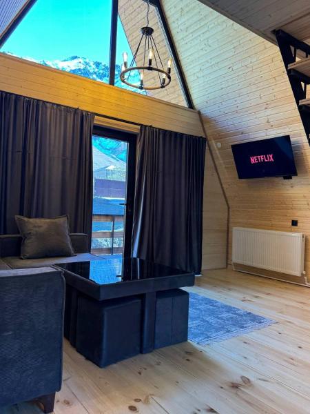 Φωτογραφία 3: Infinity Chalets in Kazbegi