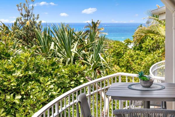 Andari Apartment 2, Sunshine Beach, Beachfront Street And Just Steps To Surf-club - Peregian Beach