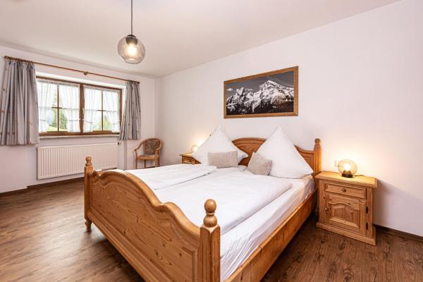 På billedet ses objektet Scheffmannlehen Ferienwohnung Nr 4 beliggende i byen Ramsau.