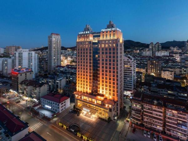 Na fotografii je vidět objekt Brigh Radiance Hotel Yantai nacházející se ve městě Muping.