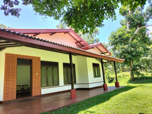 A la foto es mostra l'objecte Teak Shade Villa situat a la ciutat de Matara.