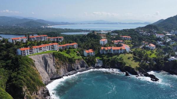 A la foto es mostra l'objecte Condominio vista al mar 3 Albercas situat a la ciutat de Manzanillo.