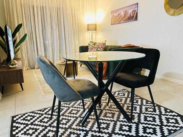 Op de foto is het object Peaceful Nest te zien, gelegen in de stad Midrand.