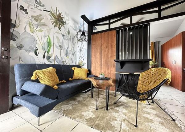 A la foto es mostra l'objecte Designer-Inspired 1Bed1Bath Condo Close to Beach situat a la ciutat de Coco.
