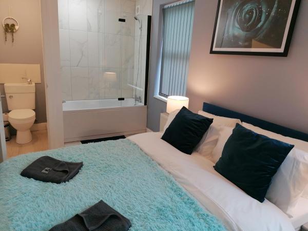 På billedet ses objektet Blok 3 -Jacuzzi Suites, Apartment & Ensuite Rooms beliggende i byen Blackpool.