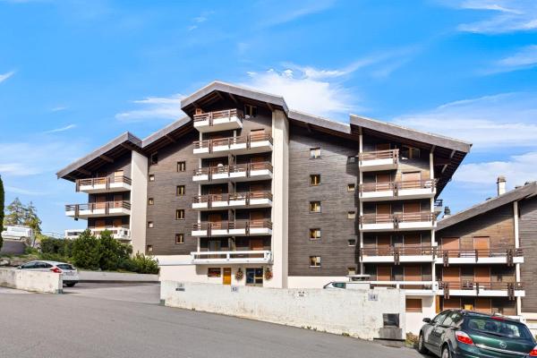 På billedet ses objektet Les Hauts-de-Nendaz B O3 - 4 pers - ski in&out beliggende i byen Nendaz.