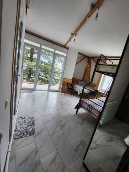 A la foto es mostra l'objecte NIMO's apartment situat a la ciutat de Kobuleti.