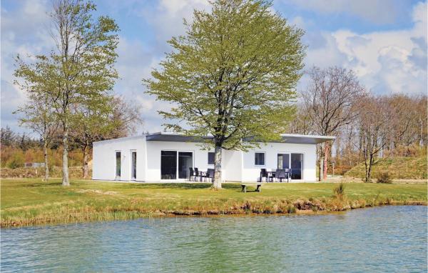 A la foto es mostra l'objecte Pet Friendly Home In Ringkøbing With Wifi situat a la ciutat de Hee.